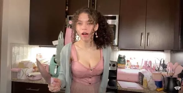 Brittany Venti / BrittanyVenti / brittany_venti / brittanywears nude photo #1005