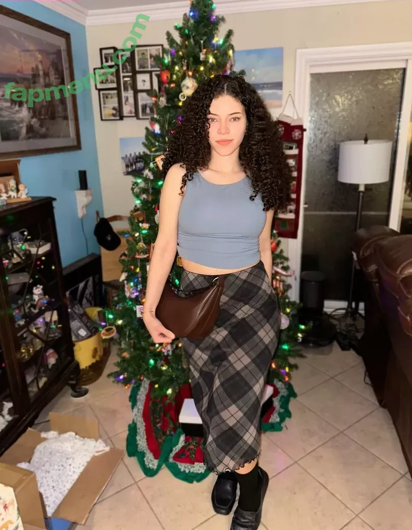 Brittany Venti nude photo #1211 (BrittanyVenti / brittany_venti / brittanywears)