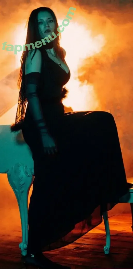 Brittany Venti nude photo #1652 (BrittanyVenti / brittanywears)