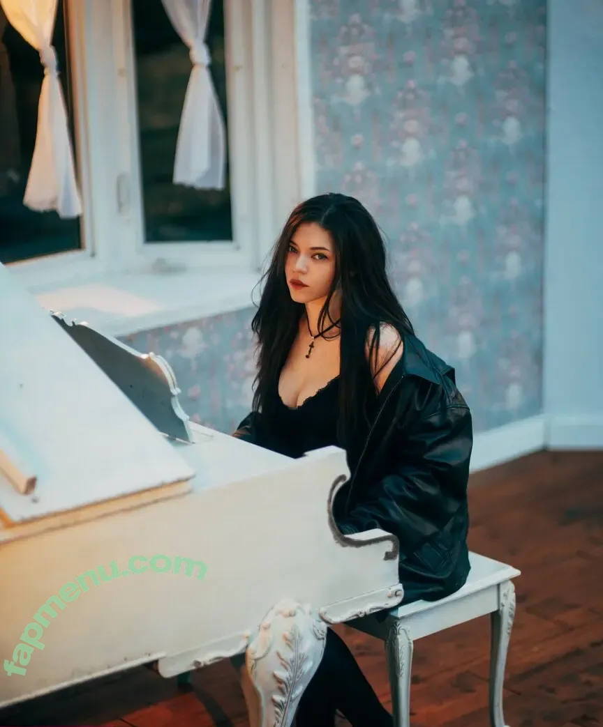 Brittany Venti nude photo #1661 (BrittanyVenti / brittany_venti / brittanywears)