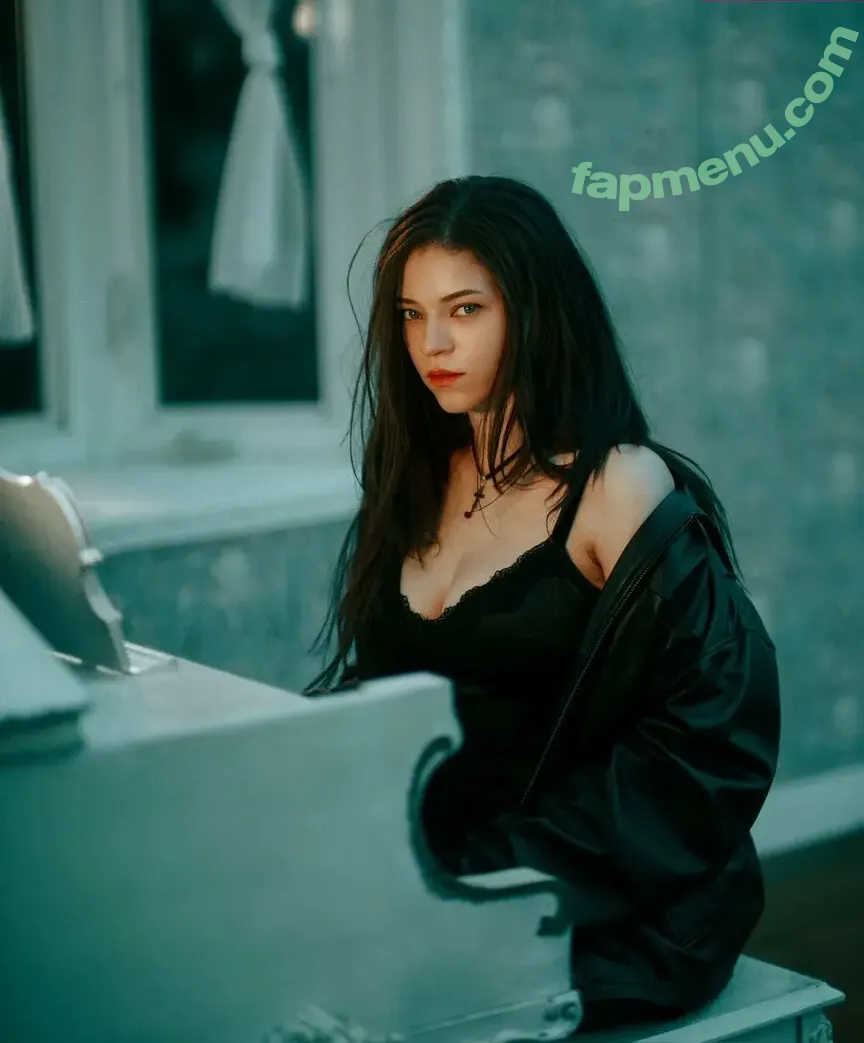 Brittany Venti nude photo #1662 (BrittanyVenti / brittanywears)