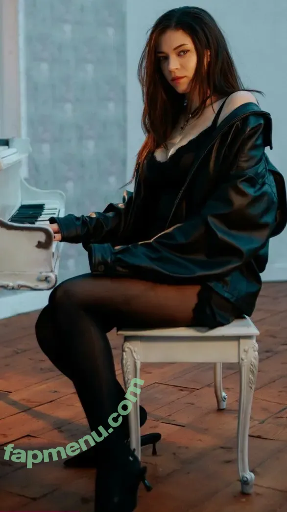 Brittany Venti nude photo #1664 (BrittanyVenti / brittanywears)