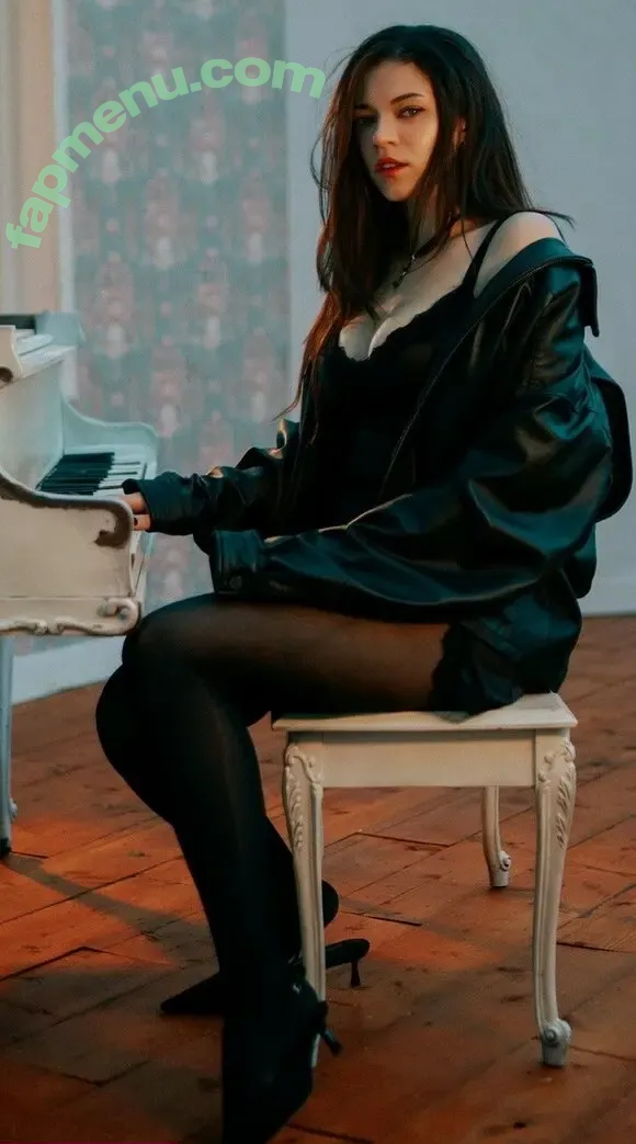 Brittany Venti nude photo #1665 (BrittanyVenti / brittanywears)