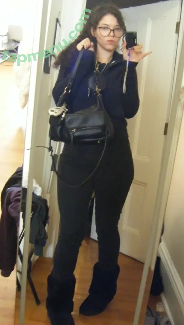 Brittany Venti nude photo #1670 (BrittanyVenti / brittanywears)