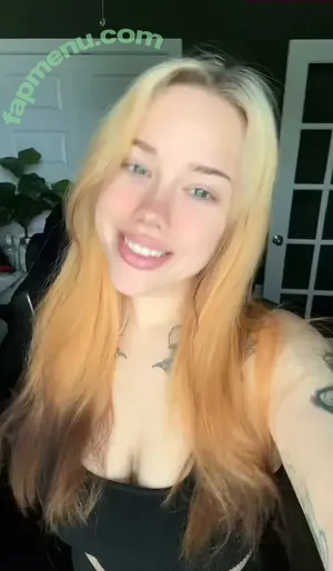  nude photo #0005