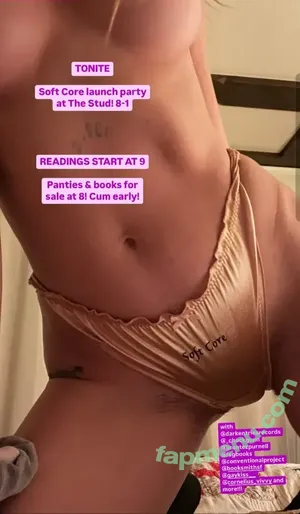  nude photo #0001
