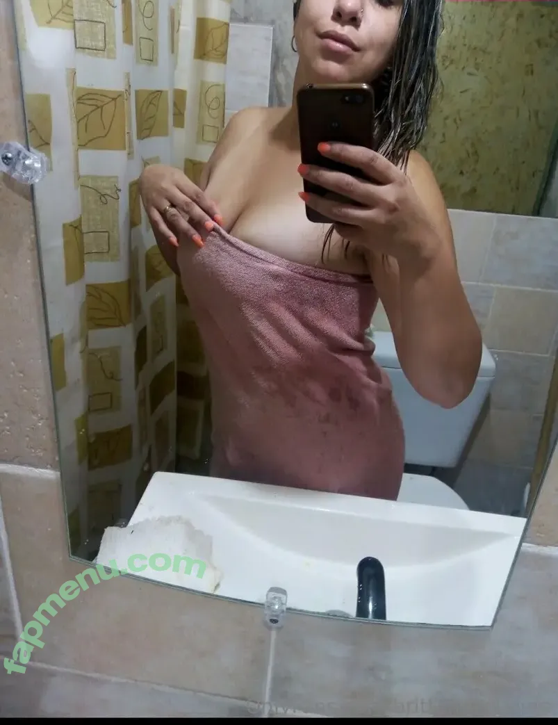 brittanysolange nude photo #0003 (britsantangelo)