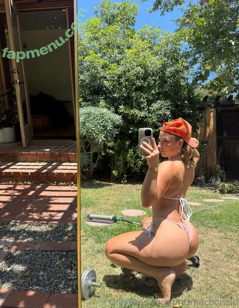 BrittMacDonald nude photo #0163 (brittanyjomac)