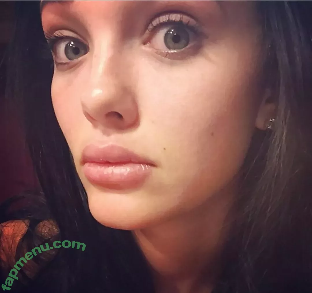 Brittney Atwood nude photo #0016 (Brittney Smith / brittneyatwood / brittneylsmith)