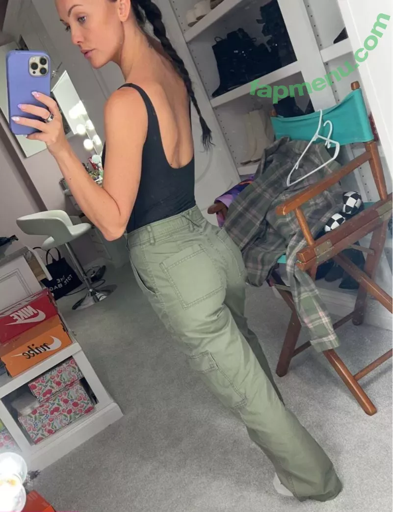 Brittney Atwood nude photo #0073 (Brittney Smith / brittneyatwood / brittneylsmith)