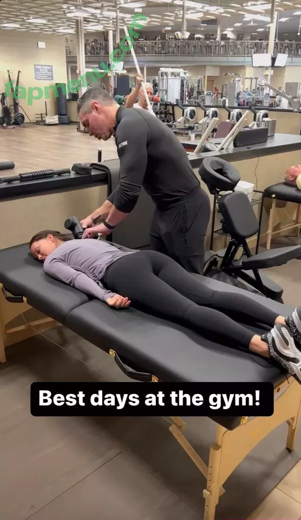 Brittney Atwood nude photo #0074 (Brittney Smith / brittneyatwood / brittneylsmith)