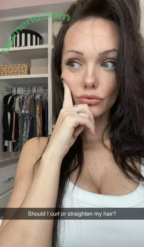 Brittney Atwood nude photo #0076 (Brittney Smith / brittneyatwood / brittneylsmith)