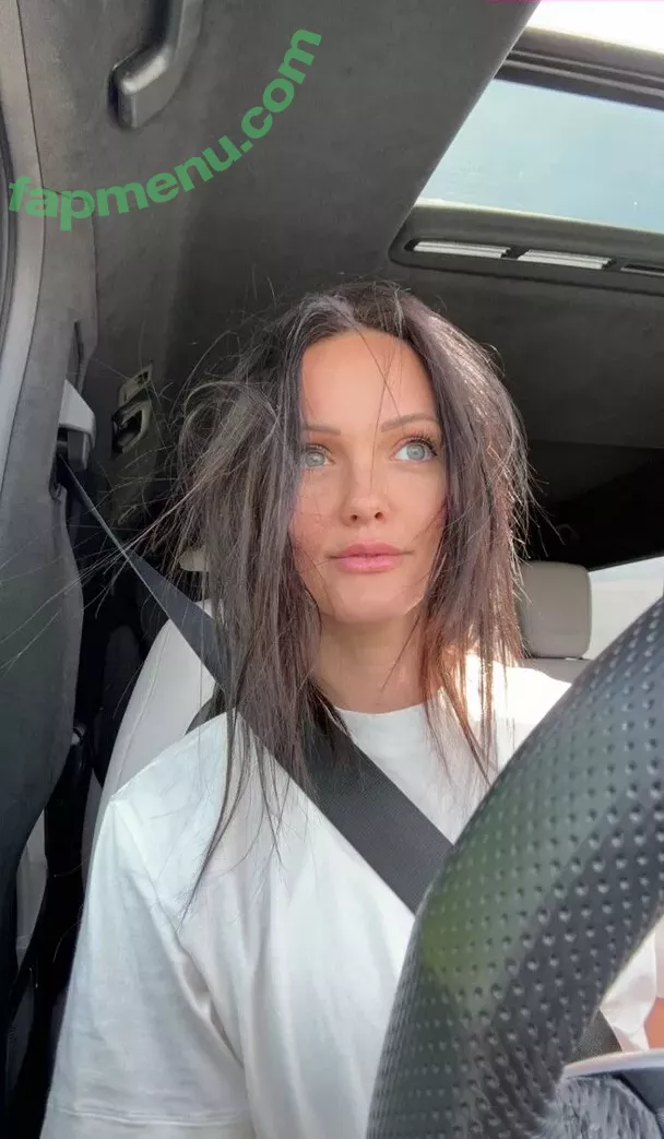 Brittney Atwood nude photo #0090 (Brittney Smith / brittneyatwood / brittneylsmith)