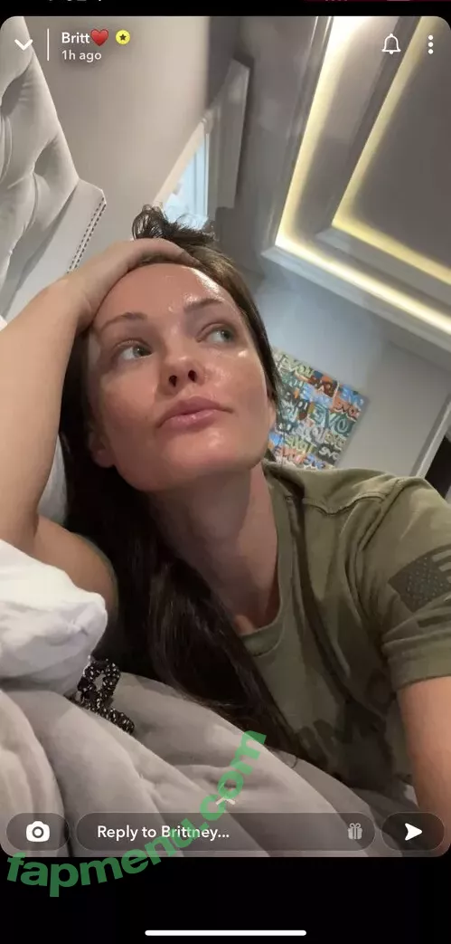 Brittney Atwood nude photo #0102 (Brittney Smith / brittneyatwood / brittneylsmith)