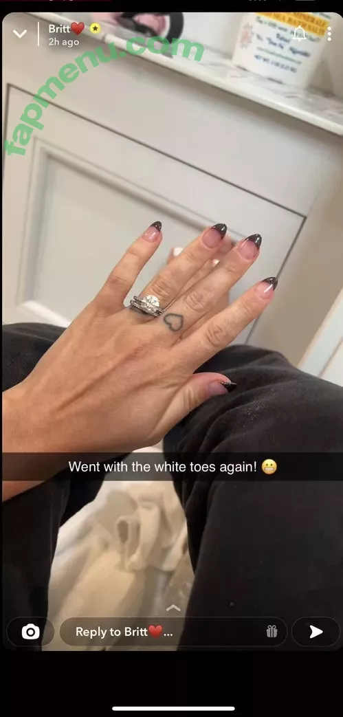 Brittney Atwood nude photo #0105 (Brittney Smith / brittneyatwood / brittneylsmith)