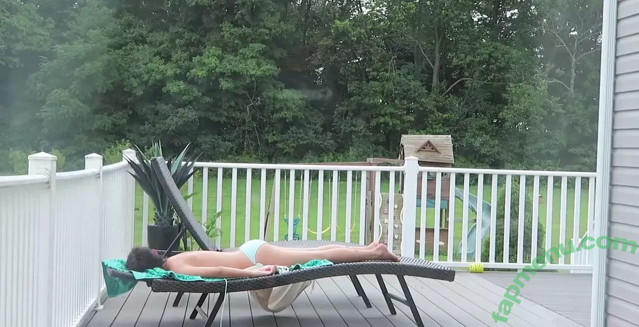 Brittney Atwood nude photo #0138 (Brittney Smith / brittneyatwood / brittneylsmith)