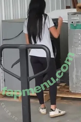 Brittney Atwood nude photo #1056 (Brittney Smith / brittneyatwood / brittneylsmith)