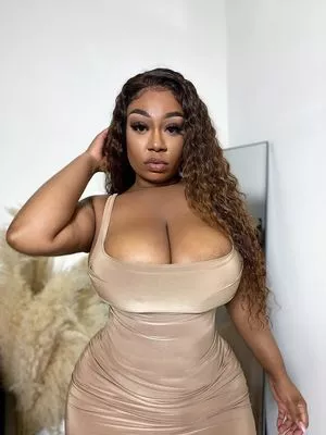 brittney_tonee / brittneytonee nude photo #0007