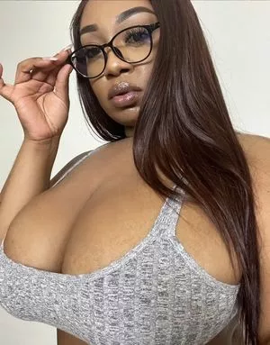 brittney_tonee / brittneytonee nude photo #0009