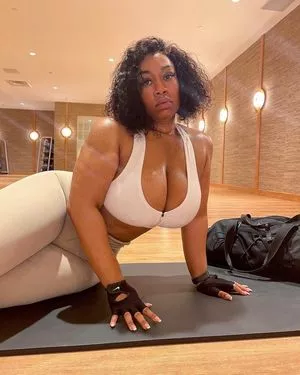 brittney_tonee / brittneytonee nude photo #0011