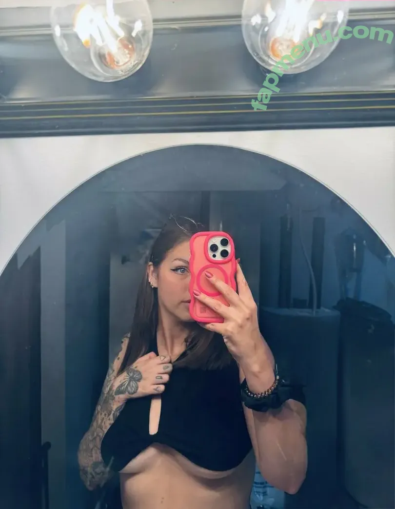 Britts309 nude photo #0012 (Britts309)