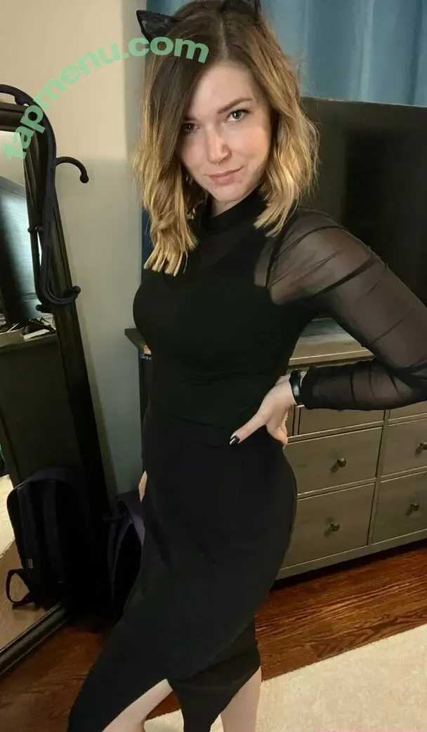 brittsbadside nude photo #0022 (brittsbadside)