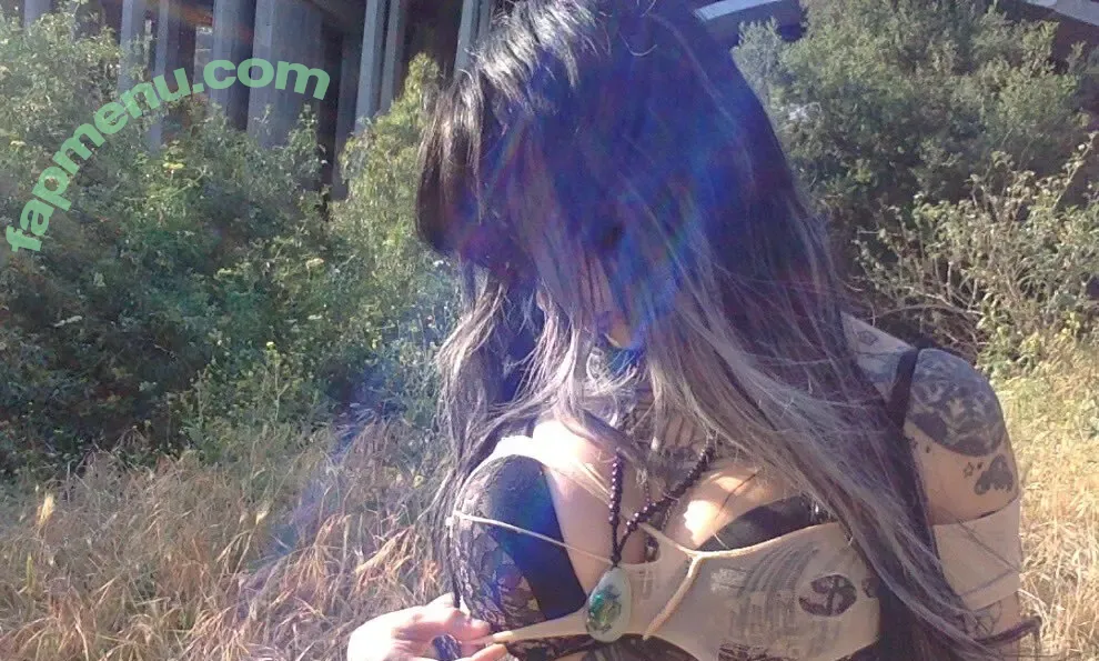 Brizombie nude photo #0028 (Brizombie)
