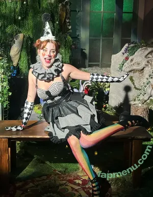 Brizzy Voices / Anna Brisbin / brizzysee / brizzyvoices nude photo #0284