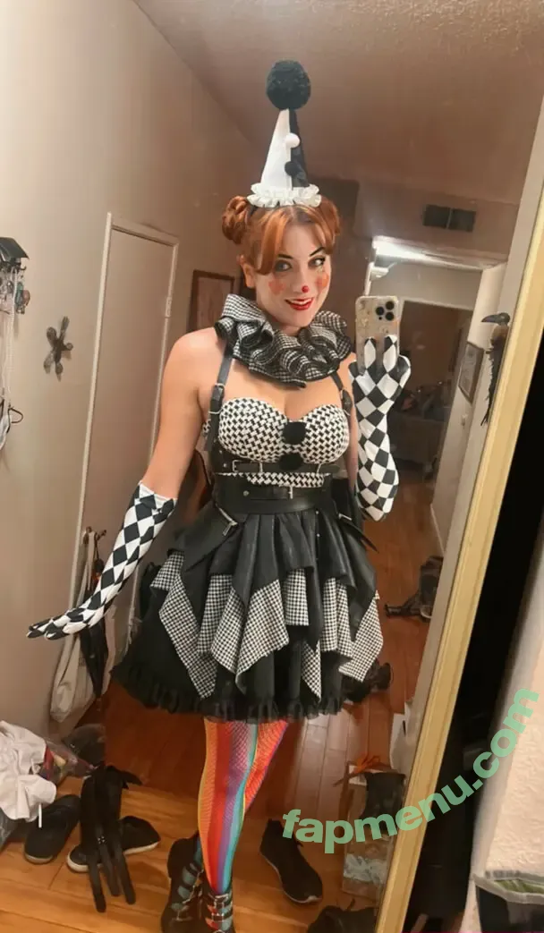 Brizzy Voices nude photo #0280 (Anna Brisbin / brizzysee / brizzyvoices)