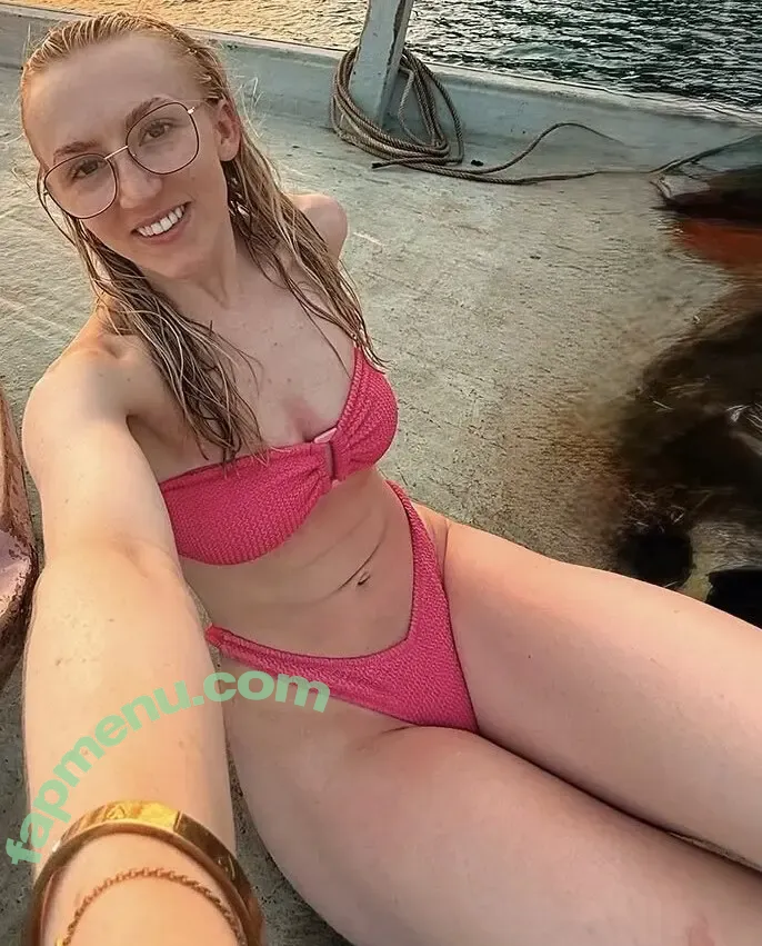 Brogan Small nude photo #0349 (brogan_nyc / brogansmall_)