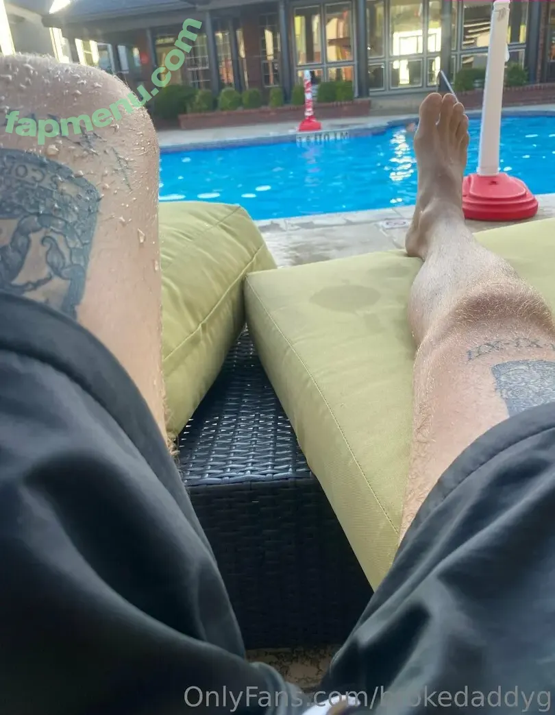 brokedaddyg nude photo #0001 (brokedaddyg)
