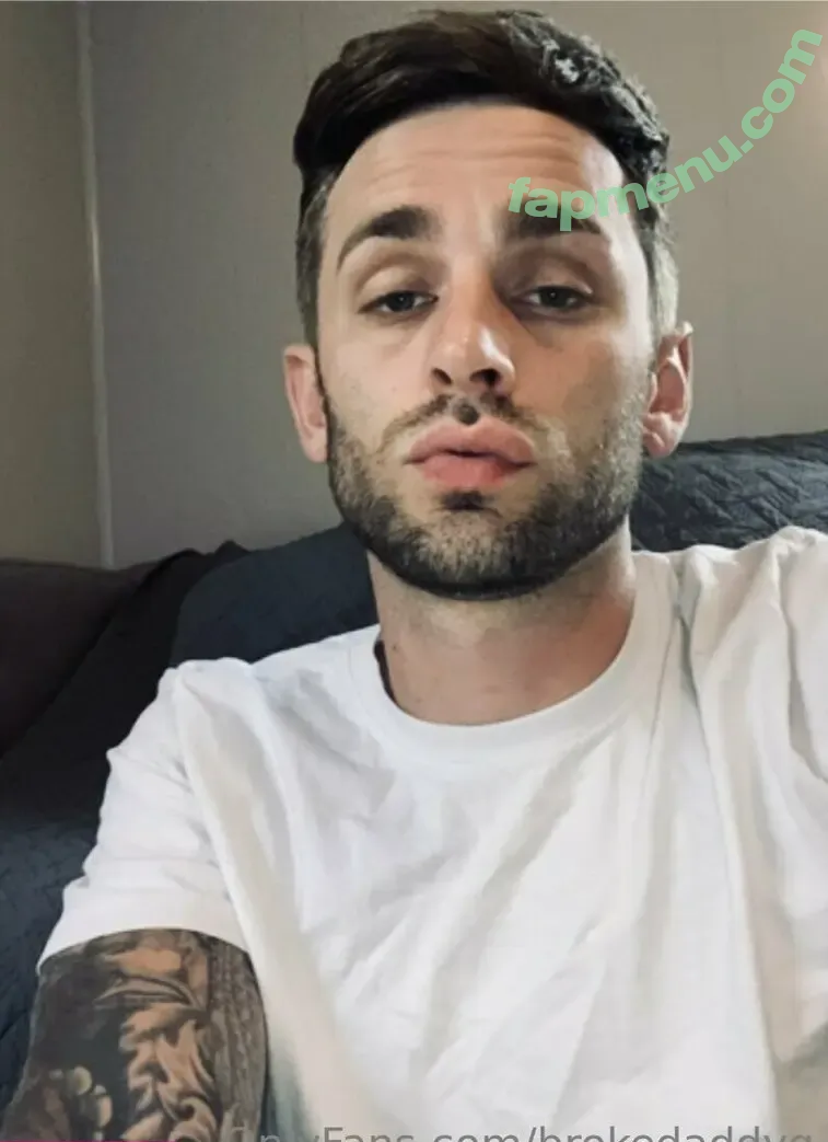 brokedaddyg nude photo #0002 (brokedaddyg)