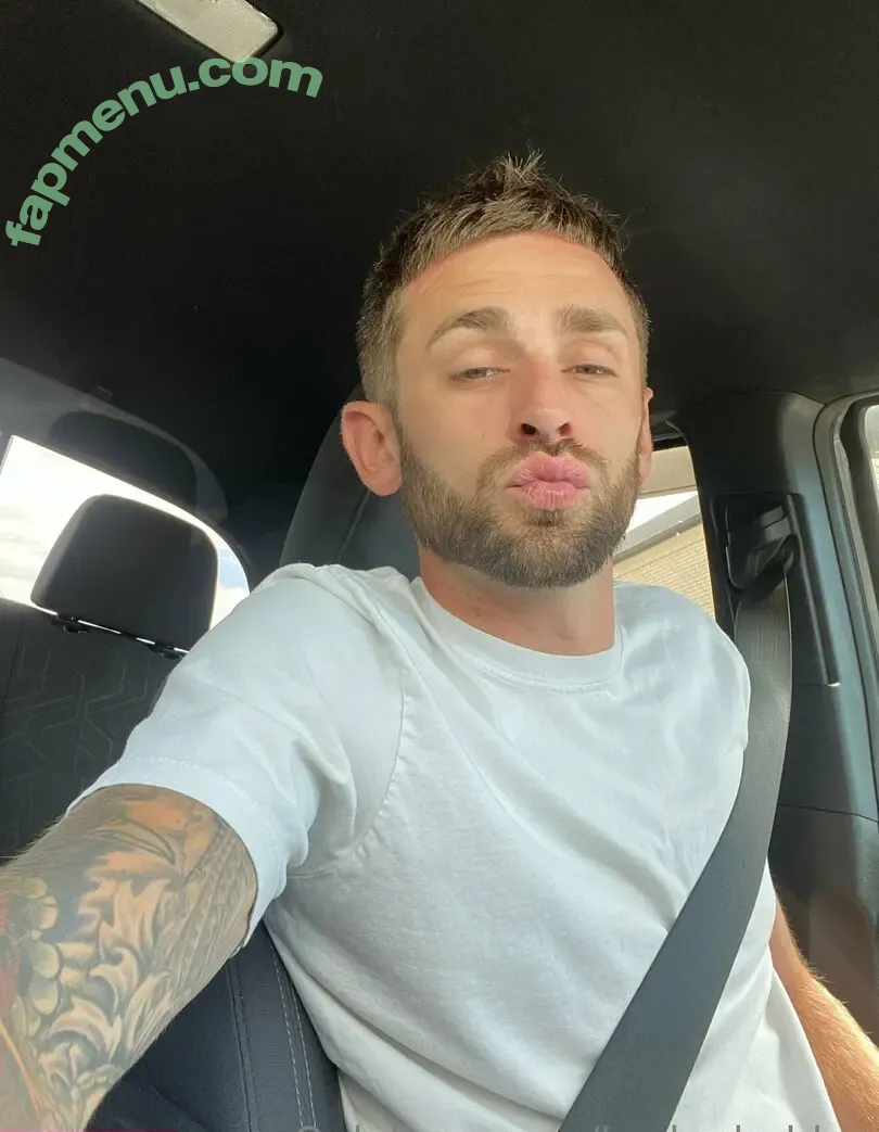 brokedaddyg nude photo #0005 (brokedaddyg)
