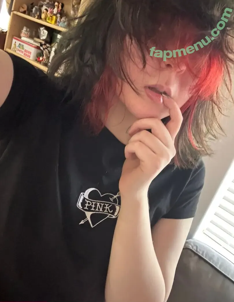 BrokenBunnies nude photo #0007 (BrokenBunnys / the.brokenbunny / xxbrokenbunniesxx)