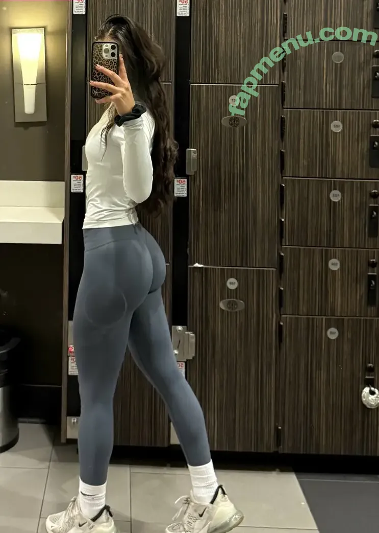 Brokeurtooth nude photo #0001 (Jaxterdaxter)