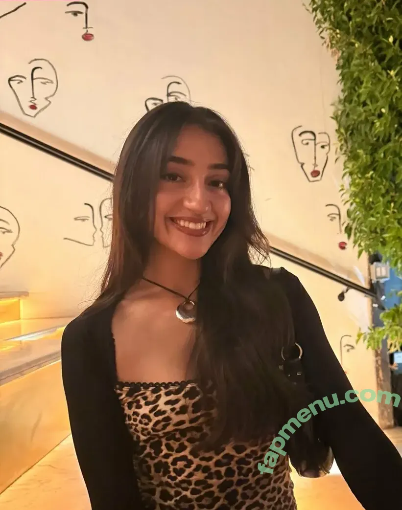 Brokeurtooth nude photo #0008 (Jaxterdaxter)