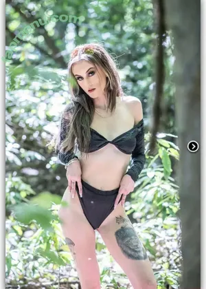 Brook Charlesworth / brook_charlesworth nude photo #0004