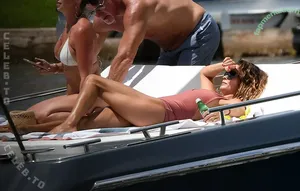 Brooke Burke / brookeburke nude photo #0963