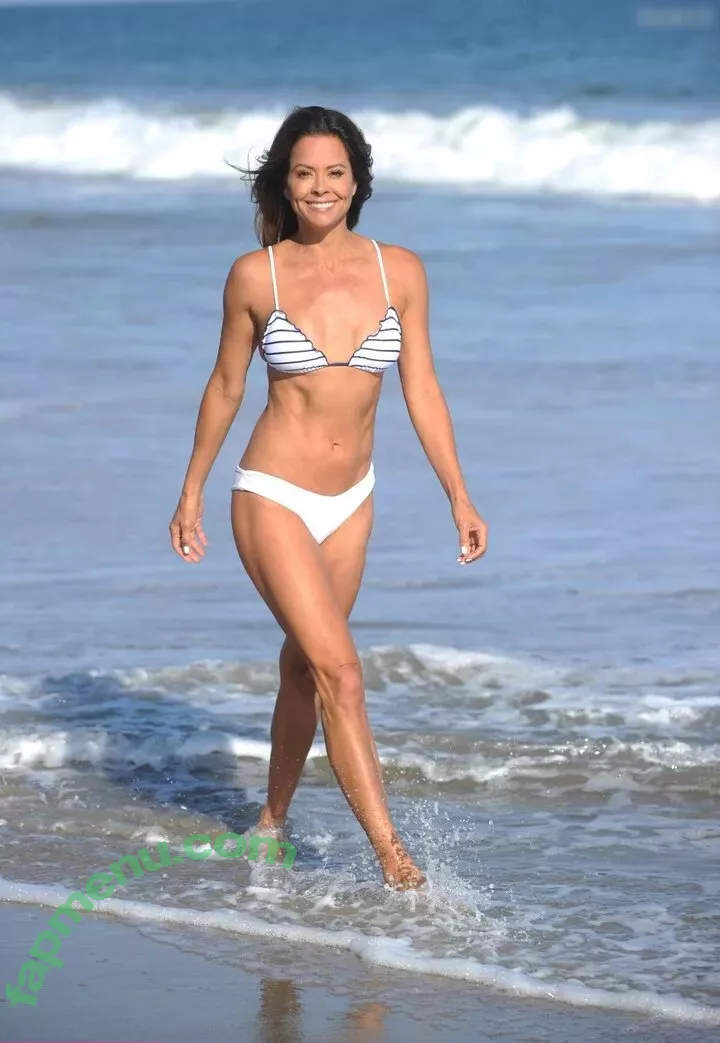 Brooke Burke nude photo #0456 (brookeburke)