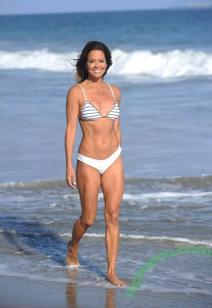 Brooke Burke nude photo #0457 (brookeburke)