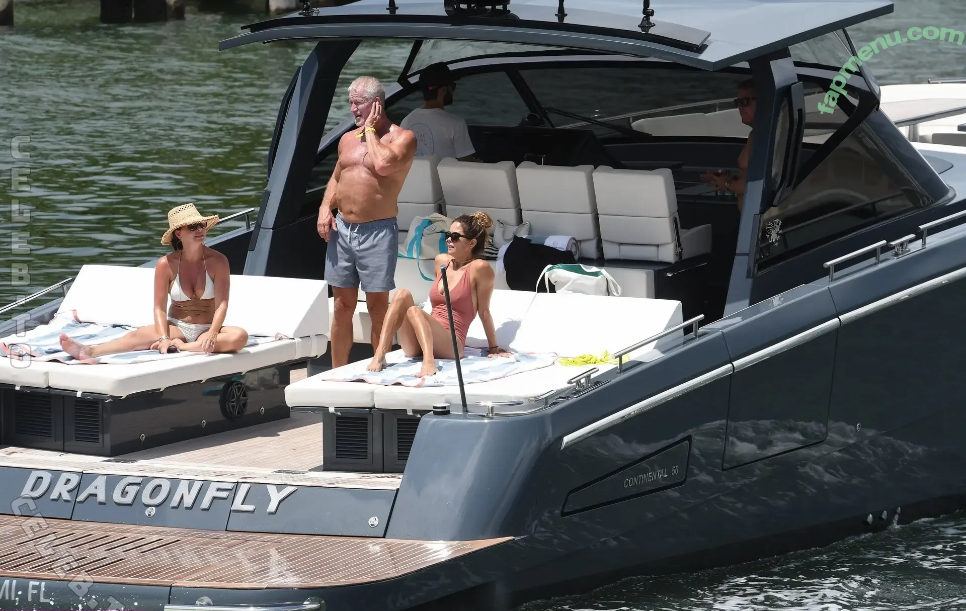 Brooke Burke nude photo #0957 (brookeburke)