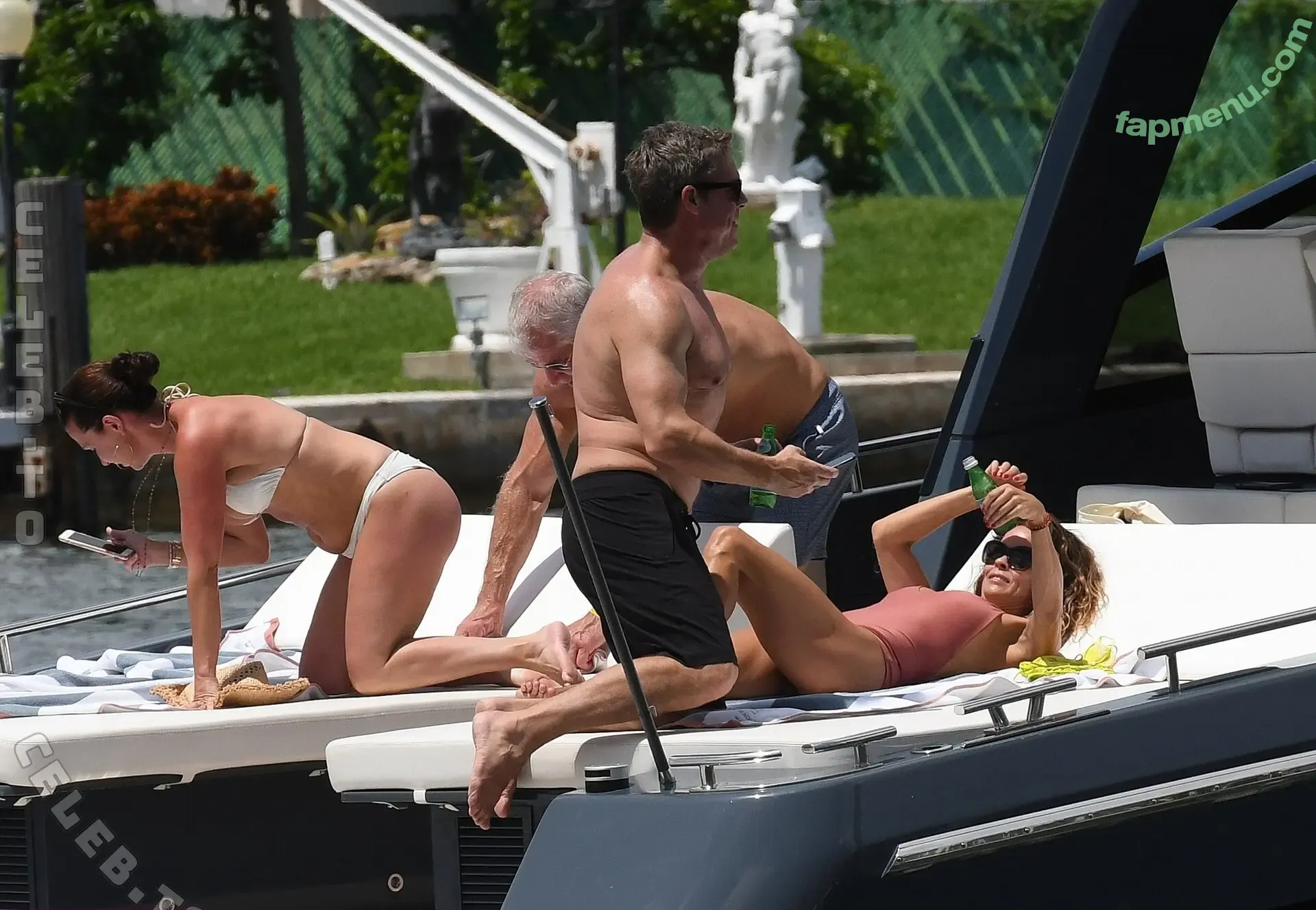 Brooke Burke nude photo #0971 (brookeburke)