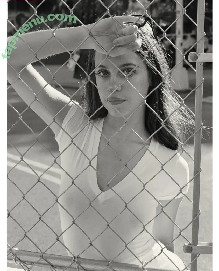 Brooke Flecca nude photo #0044 (bdgrlbklyn)