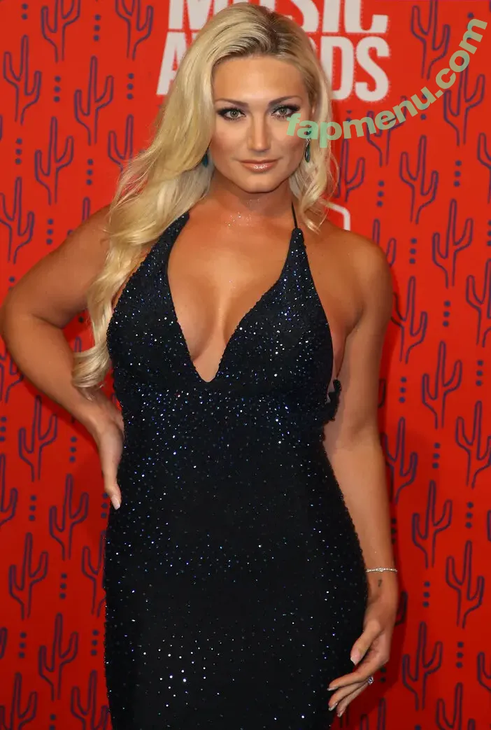 Brooke Hogan nude photo #0520 (itsmizzhogan / mizzhogan)