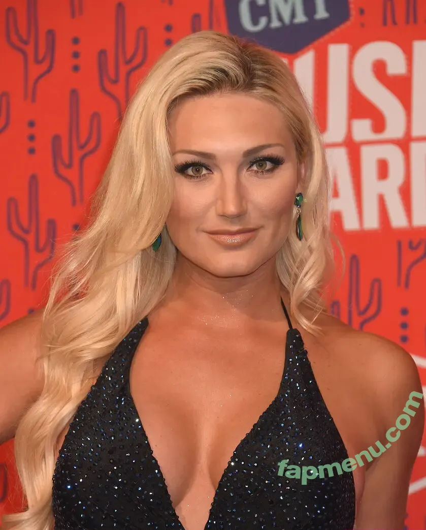 Brooke Hogan nude photo #0525 (itsmizzhogan / mizzhogan)