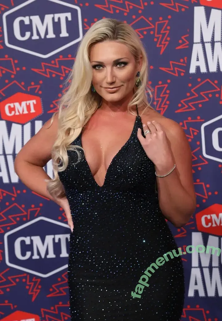 Brooke Hogan nude photo #0531 (itsmizzhogan / mizzhogan)