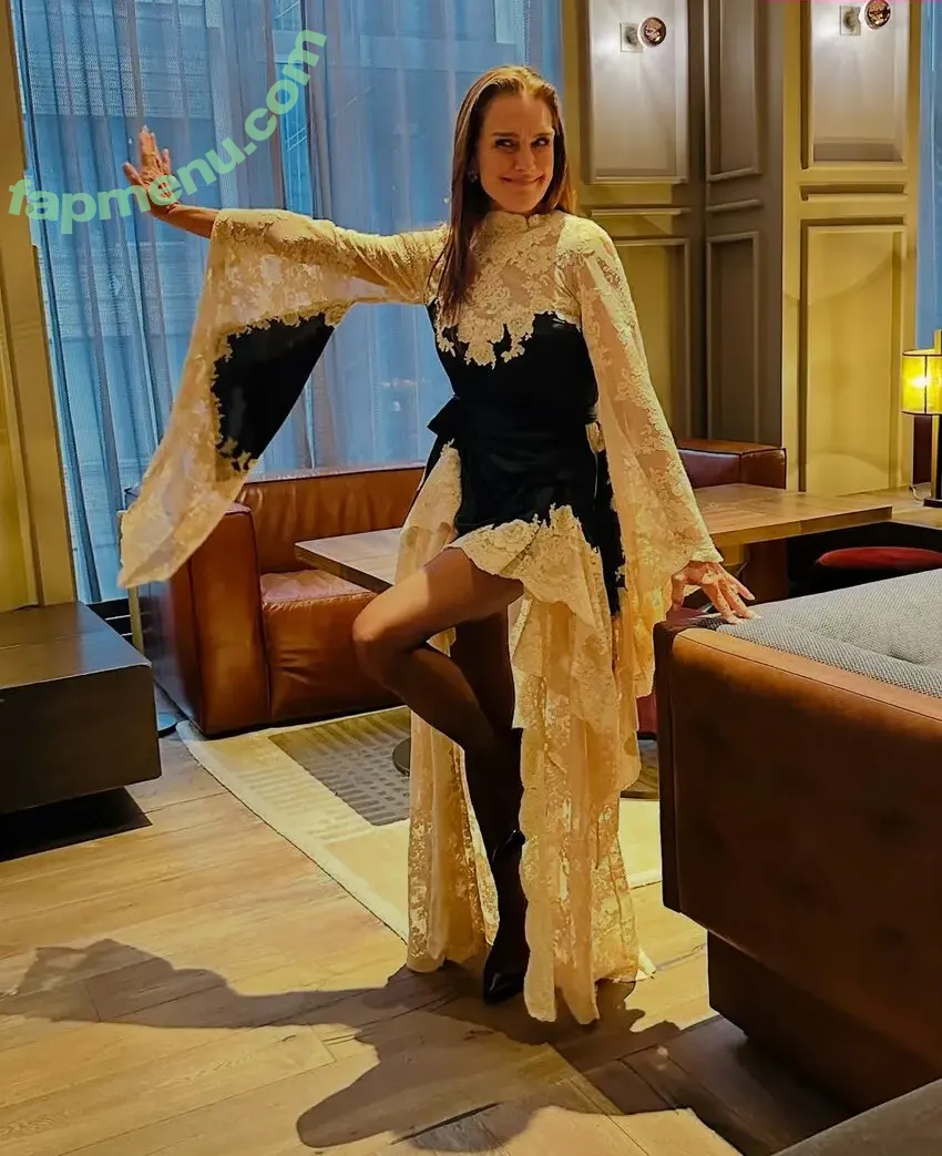 Brooke Shields nude photo #0035 (brookeshields)