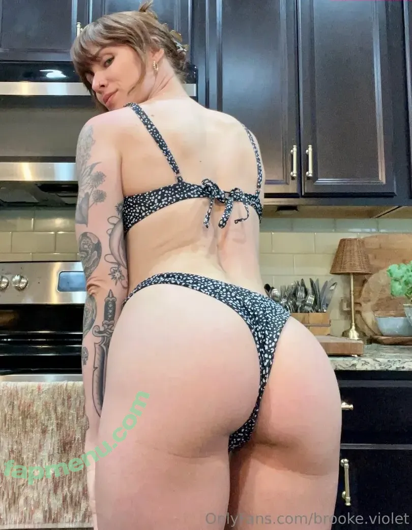 Brooke.violet nude photo #0149 (brooke__bby / brookeviol3t)