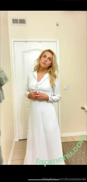 brookebends / No_Arm_8659 / brookebend nude photo #0078