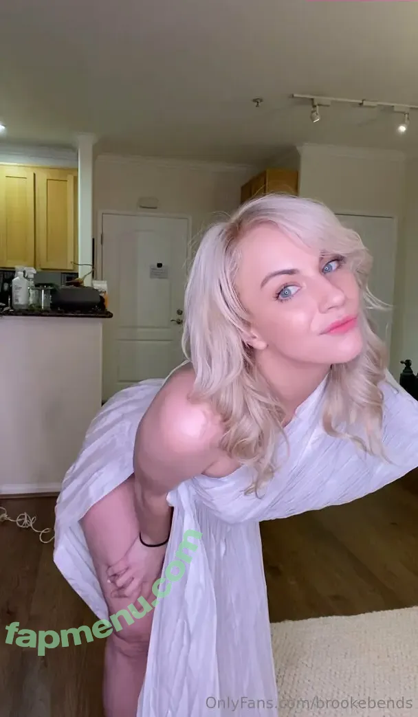 brookebends nude photo #0100 (No_Arm_8659 / brookebend)
